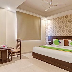 Treebo Trend Paragon Suites Mahipalpur